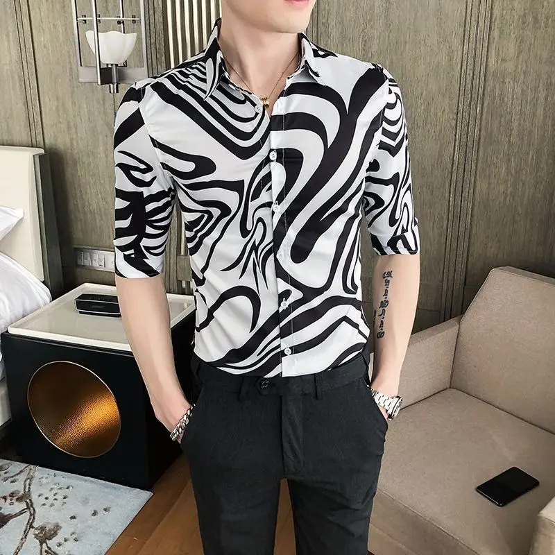 

Stylish Men's Floral Shirt Summer Short Sleeve Hawaiian Print Shirt Casual Loose Fit Button Up Shirt for Men
