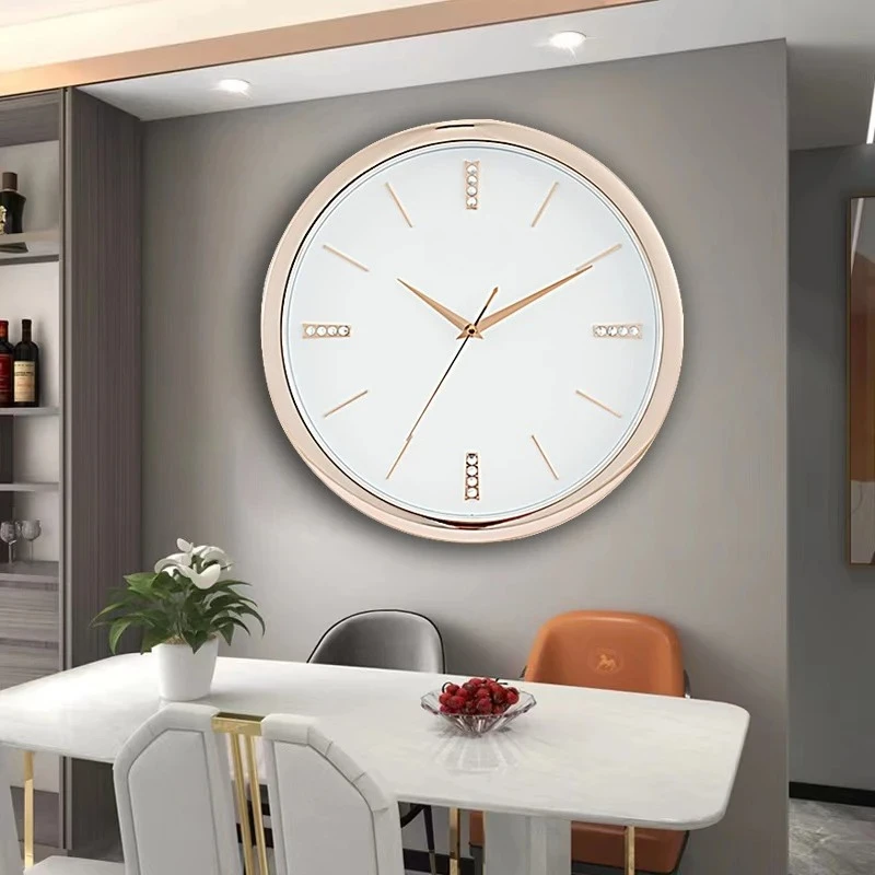 Nordic Light Luxury Clock Wall Interior Design Living Room Aesthetic Wall Clock Modern Creative Fashion Wanduhr Wall Decor