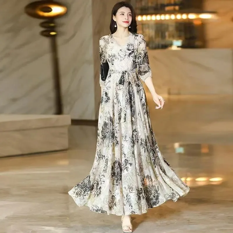 

Женское платье с v-образным вырезом в стиле ретро, весна-лето, новый стиль 2025 года, свободная и высококачественная темпераментная большая распашная юбка, уменьшающая возраст