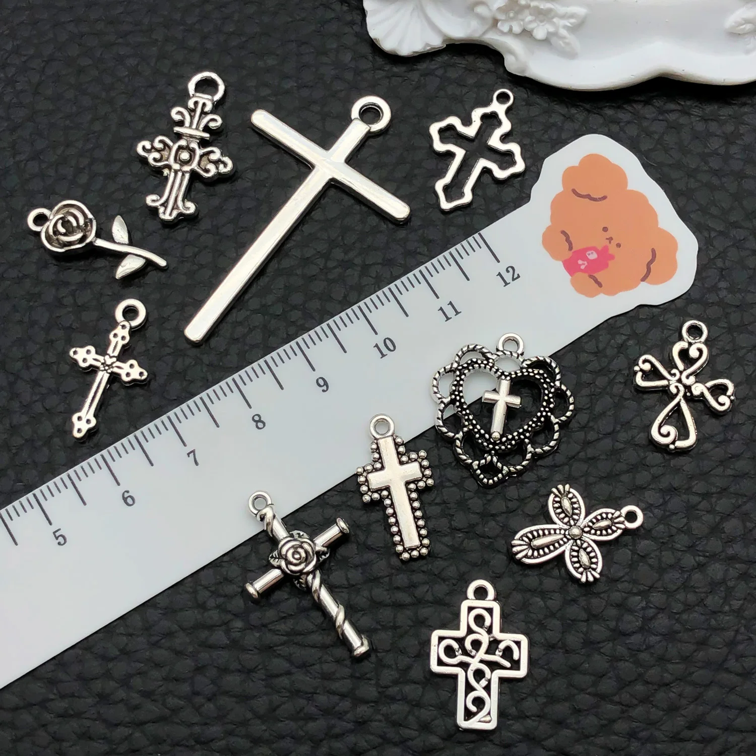 52pcs Assorted Cross Pendants  - Jewelry Making Tutorials 评论和价格