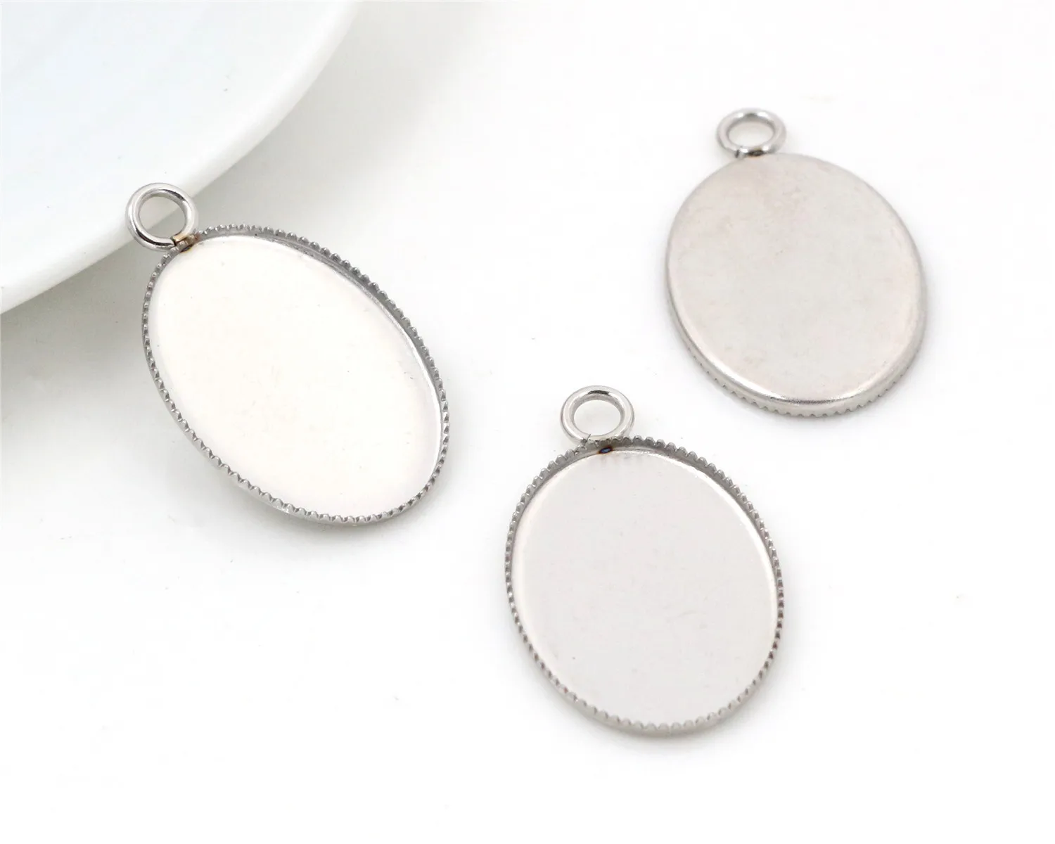 ( No Fade ) 20pcs 13x18mm Inner Size Stainless Steel Material Oval Style Cabochon Base Cameo Setting Pendant Tray