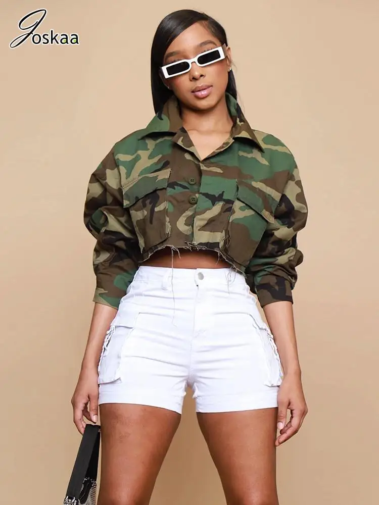 

Joskaa 2025 Fall Women's Short Jacket Camo Print Lapel Full Sleeve Button Big Pockets Cargo Jackets Casual Coat Y2K Streetwear