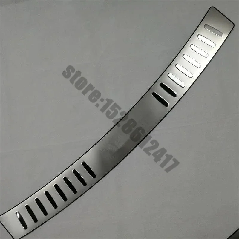 Stainless Steel Rear Bumper Protector Sill Trunk Tread Plate Trim For Subaru Outback 2010 2011 2012 2013 2014 Car styling