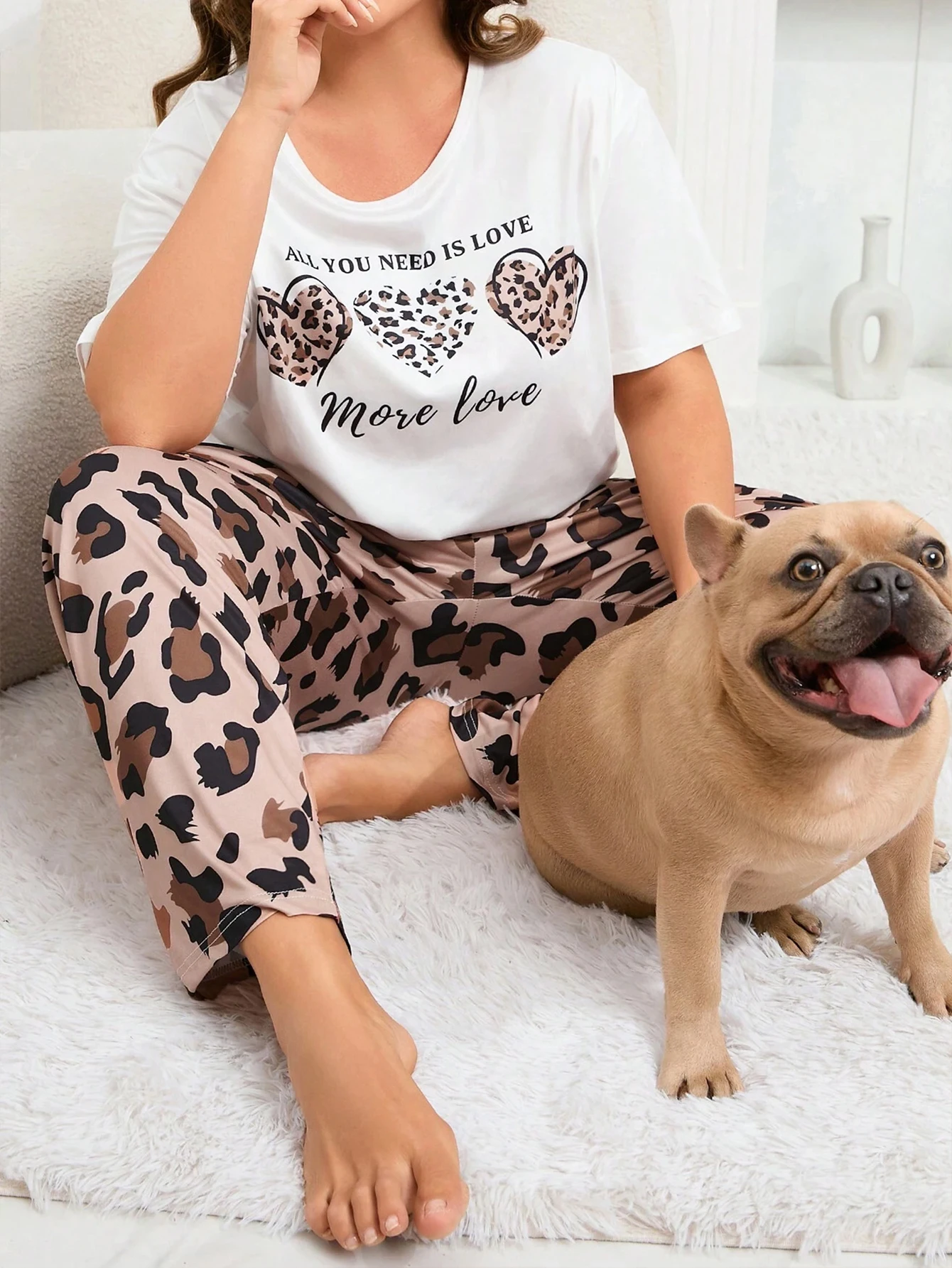 Large Women\'s Home Furnishing Set Summer Loose Round Neck Leopard Print Short sleeved Top&Pants Pajamas 2-piece Set