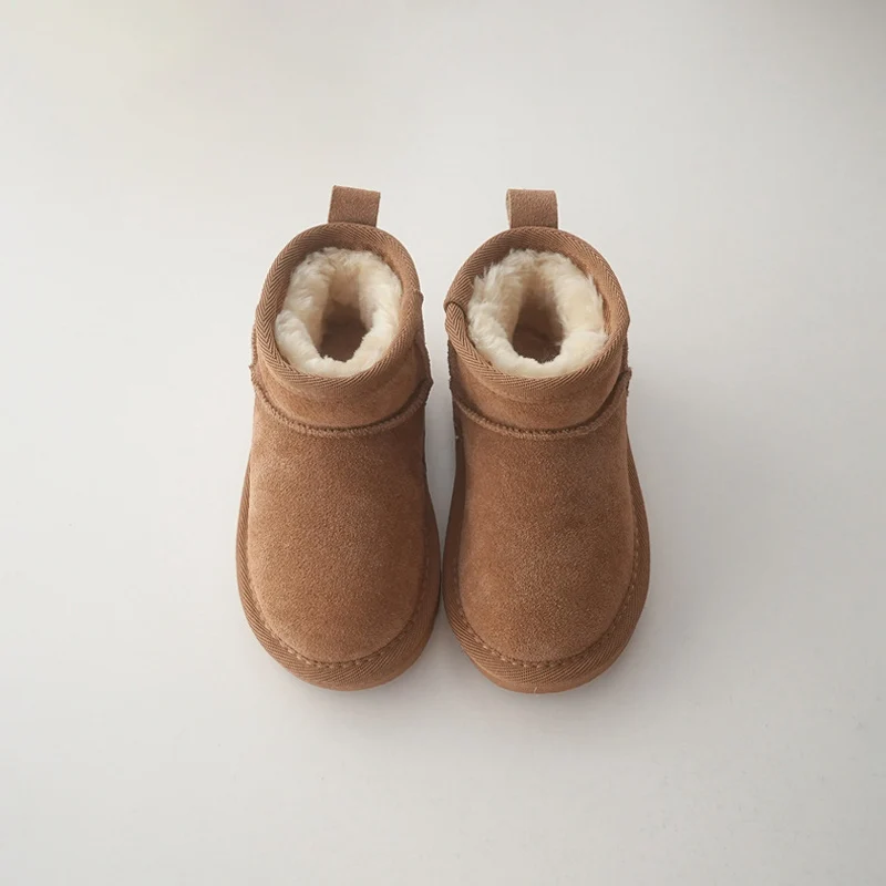 Botas de nieve de invierno para niños y niñas, botines cálidos con parte superior de gamuza de vaca gruesa de felpa, botas altas de nieve para clima frío