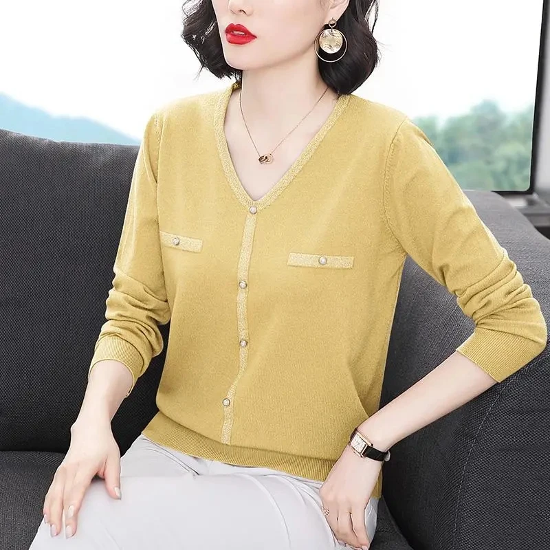 Korean Fashion Knitted Bottoming Shirt Female Loose Plus Size Elegant Women Sweaters V-Neck Thin Top Long Sleeves Pullover