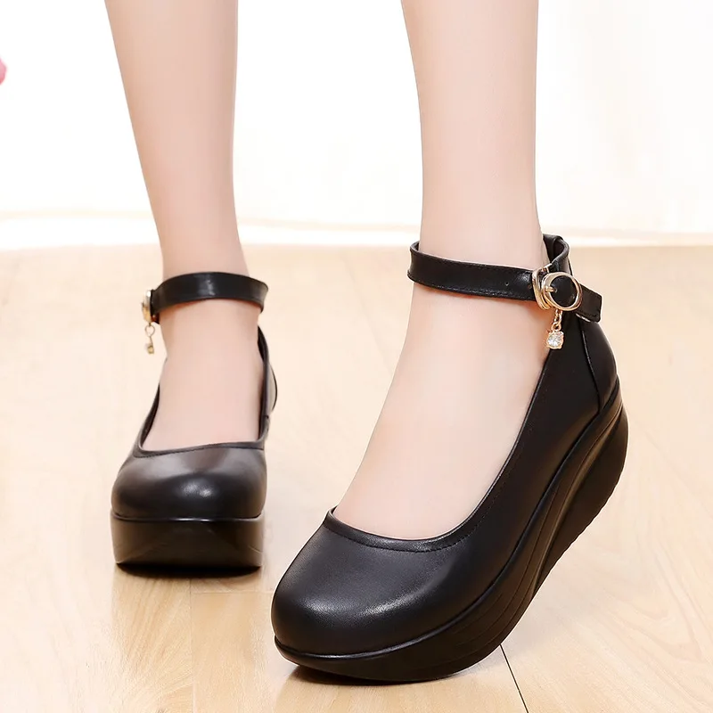 Round head rocking shoes wedge heel waterproof table soft sole women's shoes middle heel thick sole buckle belt single shoes