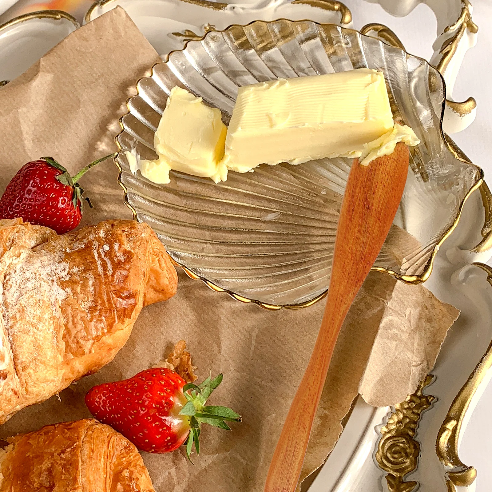 

4pcs Butter Jam Peanut Cream Cheese Spreader Smooth Home Kitchen Tools for Cake Bun Toast Bakery Use Wood Bread Knife