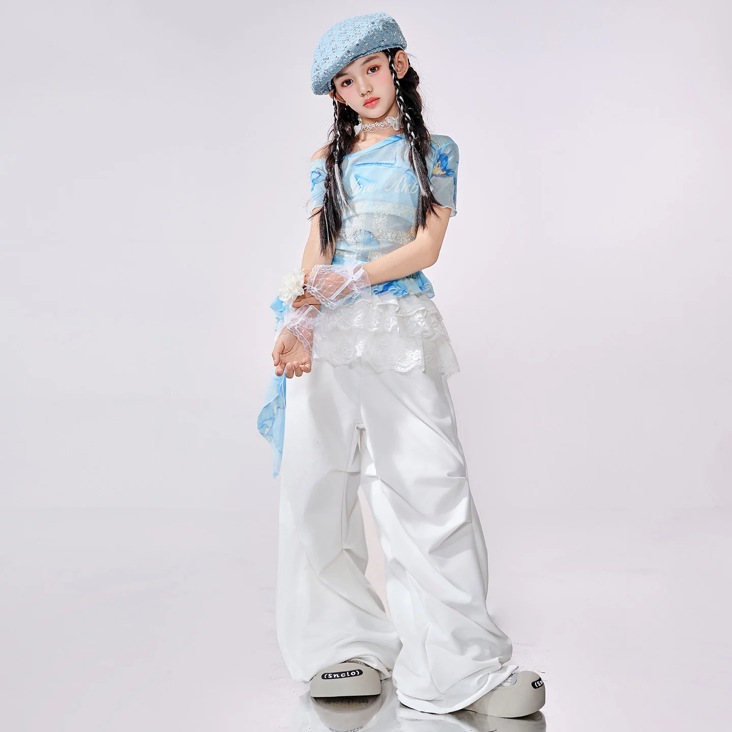 2025 meninas roupas hip hop jazz dança traje azul topos calças brancas kpop rua dança mostrar roupas concerto palco wear bl16310