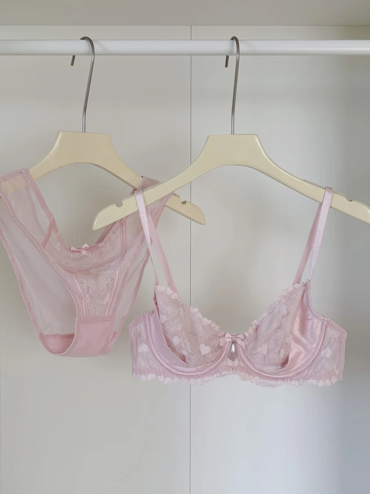 Conjunto de lencería adelgazante de encaje francés, sujetador y bragas sexis de realce, anillos finos de acero ligeros de lujo, conjunto de Control de barriga con realce Sexy YUQI