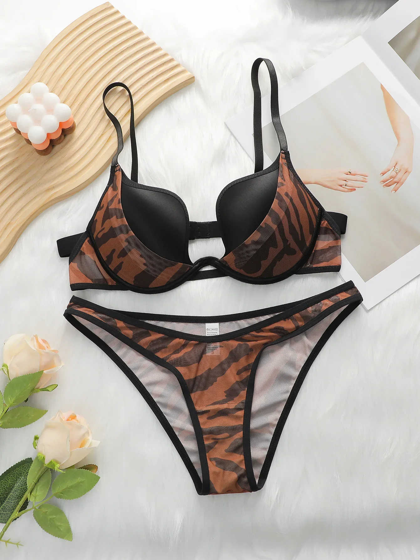 

Women's Sexy Leopard Pattern Mesh Hollow Underwear Set Steel Ring Gathering Push Up Bra Women's Daily Underwear Set