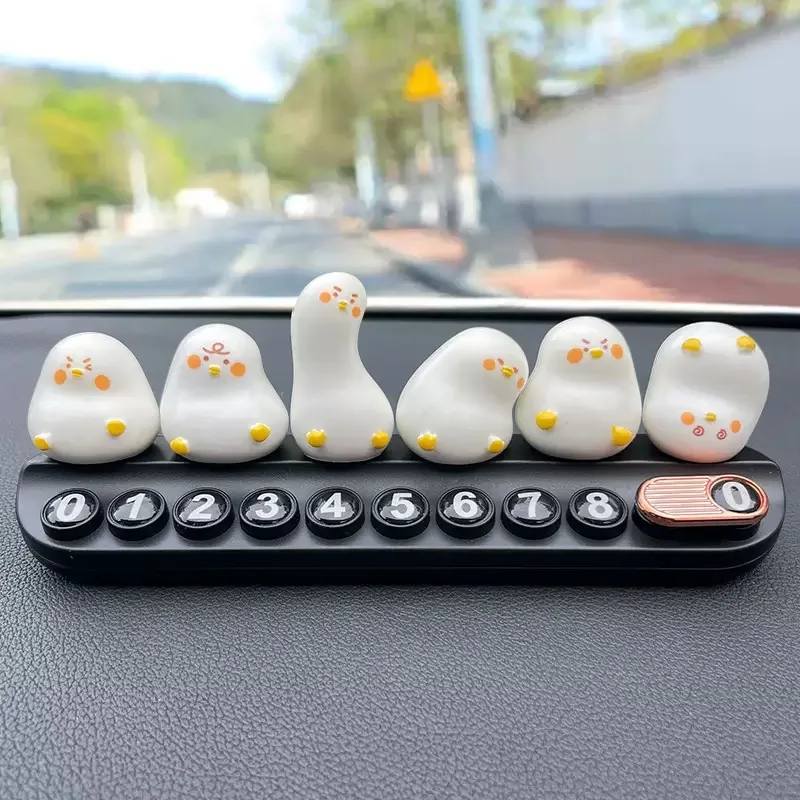 Crooked Duck Rose Resin Car Widgets Desktop Cartoon Animal Decoration Micro-Landscape Diy Home Decor
