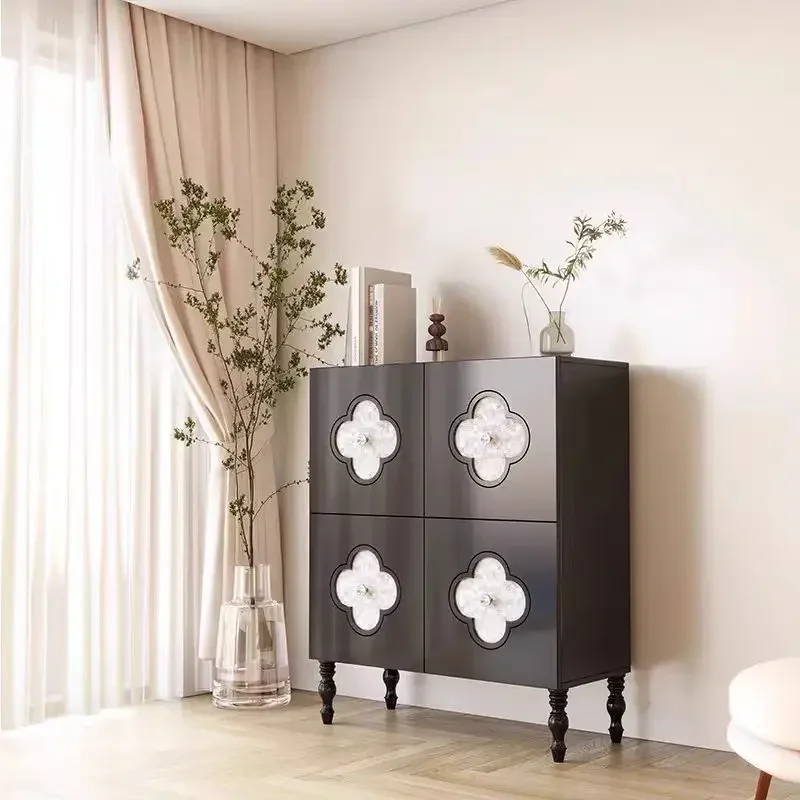 

Light Luxury Deco rative Art Solid Wo od Ent rance Cabi net French Crea m Ho me Premiu m Cabine