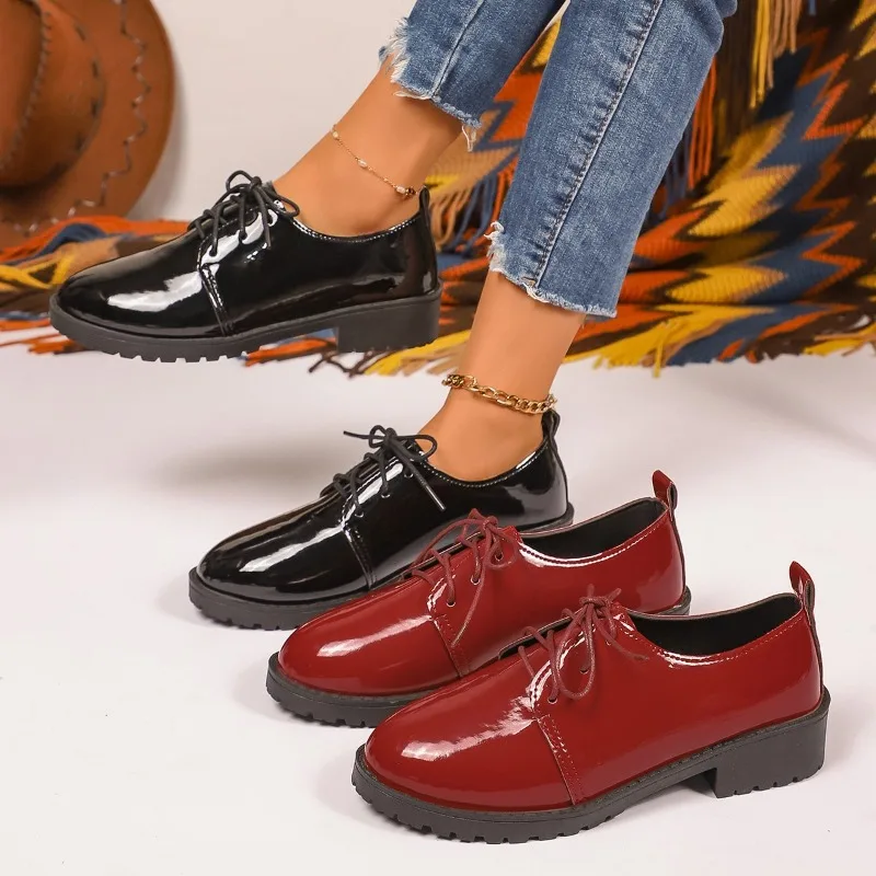 

Универсальные женские туфли из лакированной кожи на шнуровке в британском стиле, летняя однотонная обувь для взрослых на плоской подошве с круглым носком