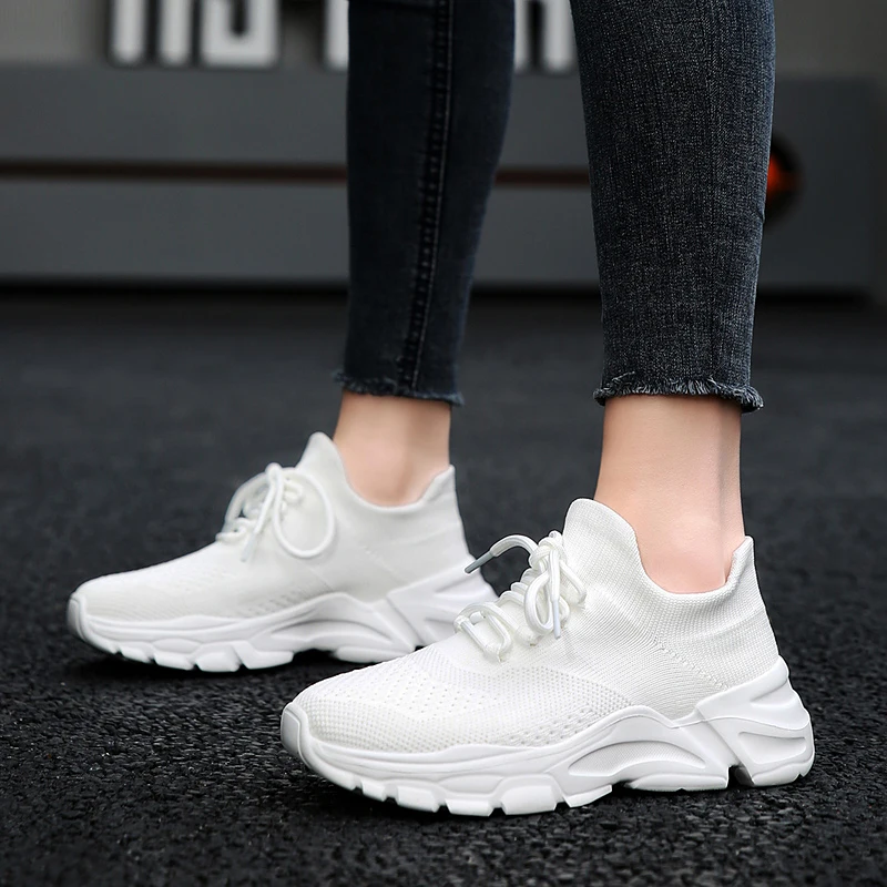 Fashion Knit White Sneakers Men Women Trend Lace-up Socks Men's Running Shoes Casual Lightweight Breathable Women's Sports Shoes