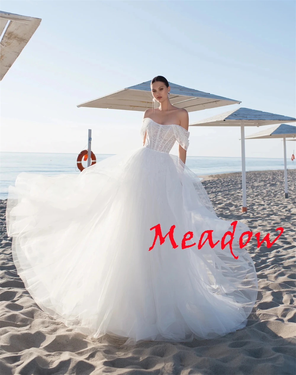 Vestido de novia de Organza blanco exquisito personalizado, vestidos de novia de cola de capilla de manga corta sin tirantes de alta calidad con hombros descubiertos
