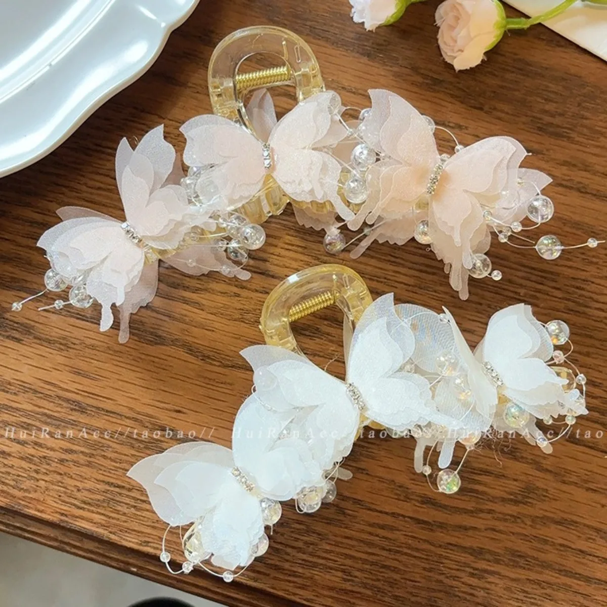 

Fashion Butterfly Chiffon Hair Claw Clip with Rhinestone Accents for Women's Wedding & Party Hairstyles