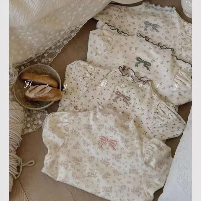 Spring Autumn Girls T Shirt Baby Stylish Kids Trendy Forest Style Lace High Neck Floral Bow Knot Undershirt