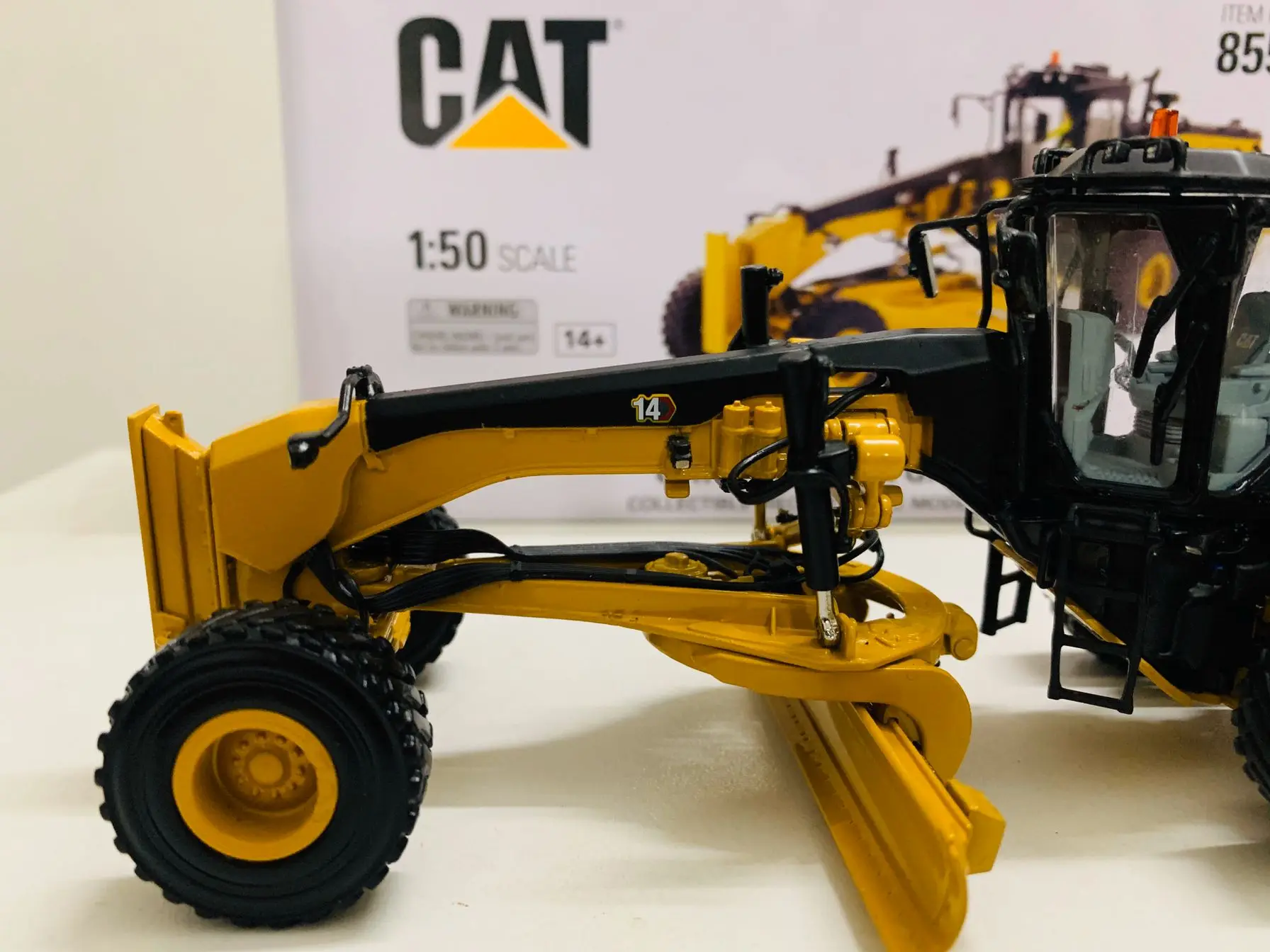 Dm 14 Motor Grader 1:50 Schaal Metalen Model Door Diecast Masters 85545 Nieuw In Doos