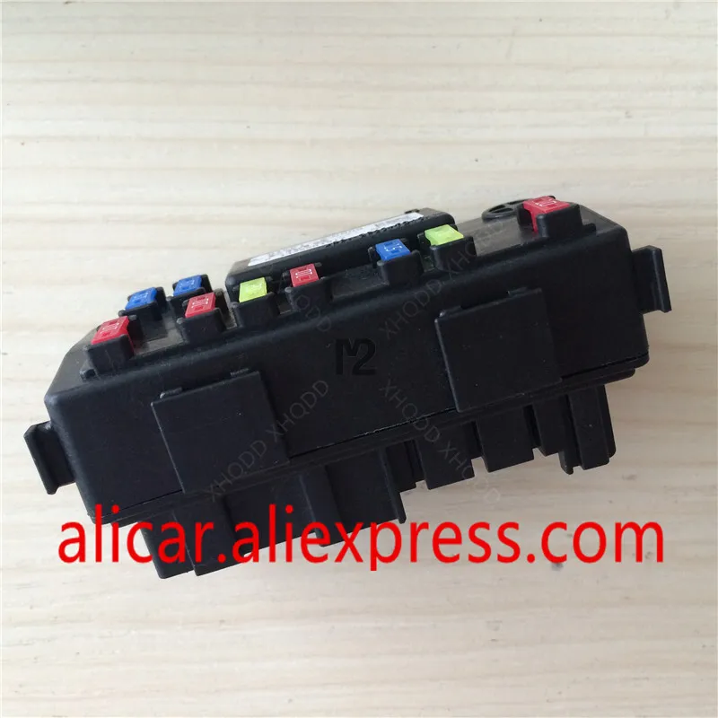 For Hyundai IX45 Santa Fe 2013-2018 Engine Igniter Fuse Box JUNCTION BOX Unit  91951-2W000 919512W000 91951 2W100 EMS