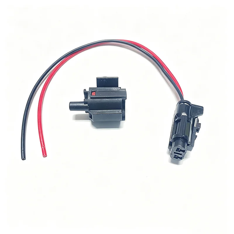 1pcs Outdoor Ambient Temperature Sensor for MG6 GS HS Roewe RX3 RX5 EI5 EI6 RX8 Plug