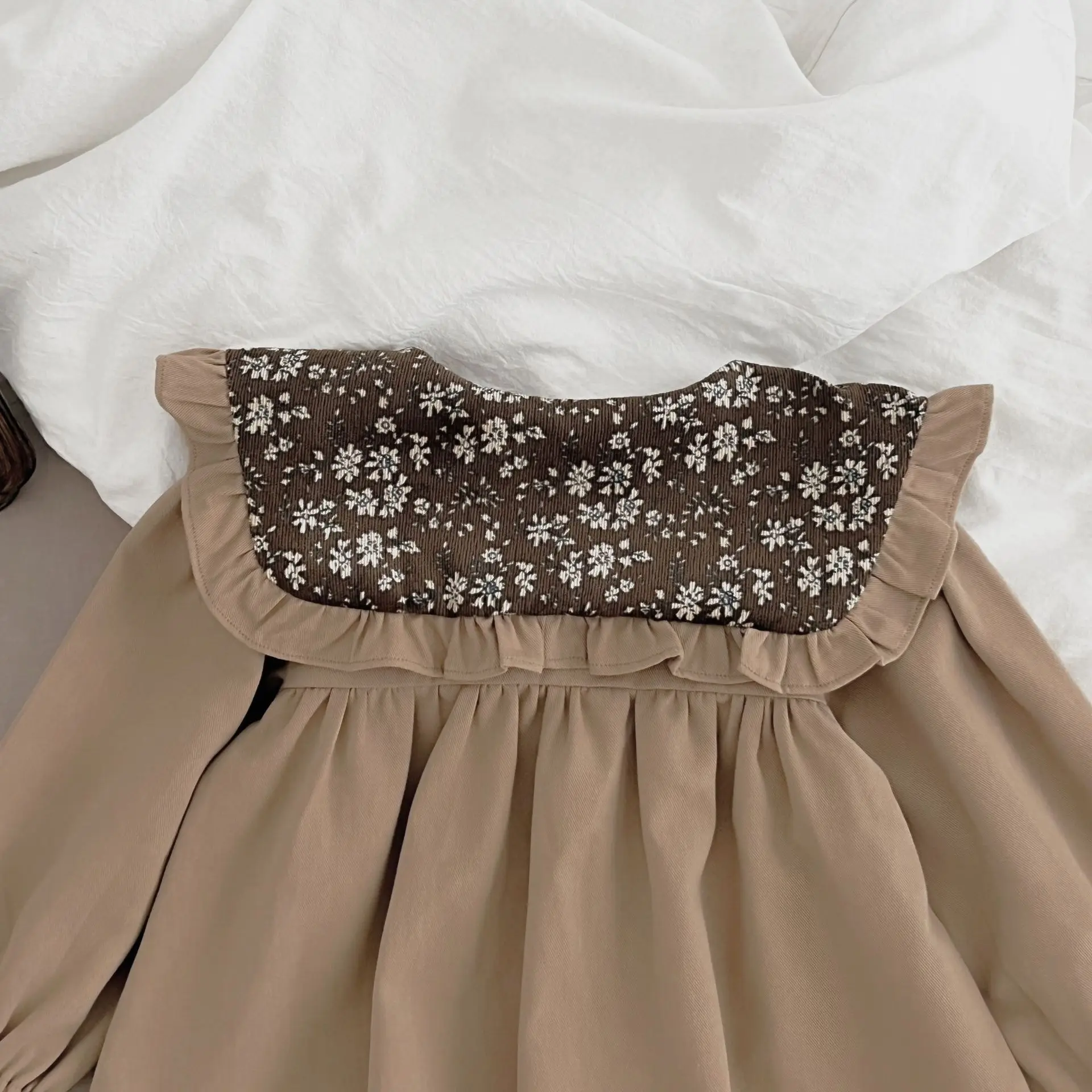 2026 Frühling Mädchen Kleid 2-6Y Kinder Prinzessin Kinder Party Braun Kleider Neue Lange ärmeln Baumwolle Retro Revers Mi Party Süße kleid – Detail 9
