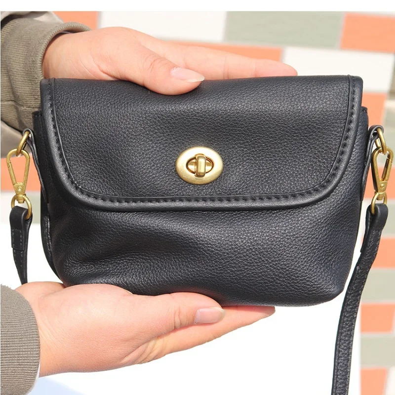 

High Quality Genuine Leather Flap Shoulder Messenger Bag Women Crossbody Phone Bags Fashion Designer Purses Small Beige 2026 New