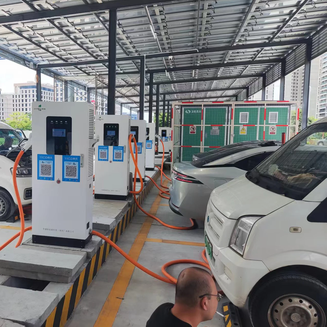 Estación de carga de coche, piezas y accesorios de vehículo de energía, Cargador eléctrico portátil Ev, cargador Ev de CC para coche eléctrico