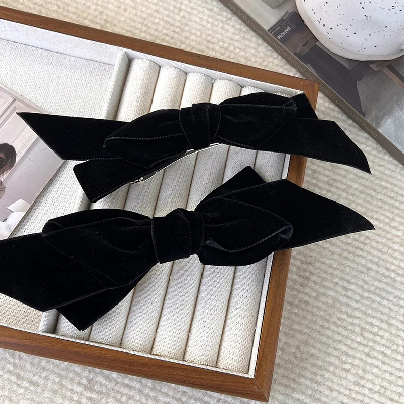 New Vintage Velvet Ribbon Bowknot Barrettes Winter Black Bow Hair Clips Women Simple Solid Hairpins Hair Grips Handmade Headwear