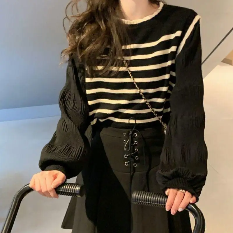 Women Black White Striped Fake Two-piece Knitted Sweaters Spring and Autumn Korean Soft Glutinous Pullover Sweater Female Tops