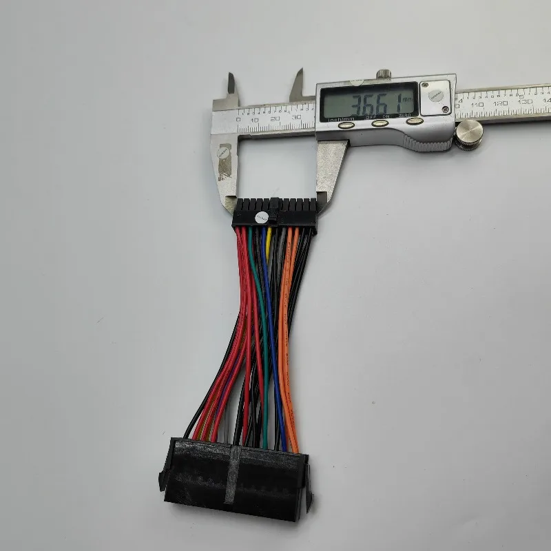 Nowy ATX PSU standardowy 24Pin żeński na Mini 24P męski wewnętrzny konwerter zasilacz kabel do DELL 780 980 760 960 PC