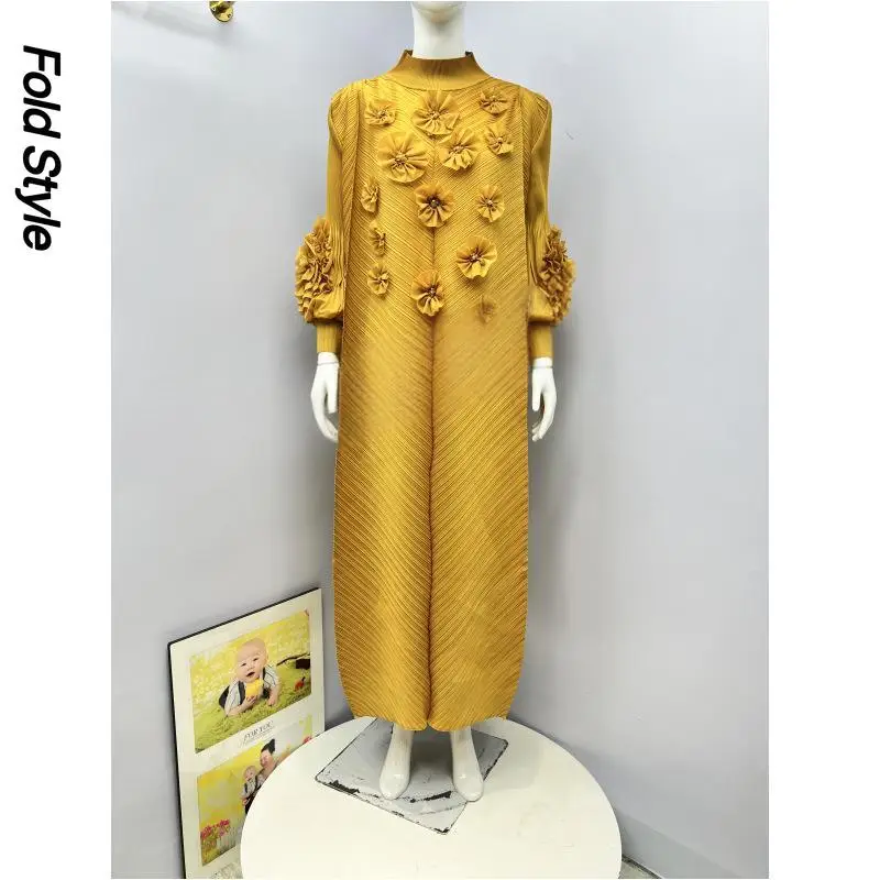 

Miyake Pleated Pleated Three-dimensional Nail Flower Dress Women's 2025 New Stand Collar Lantern Sleeve Loose Dresse