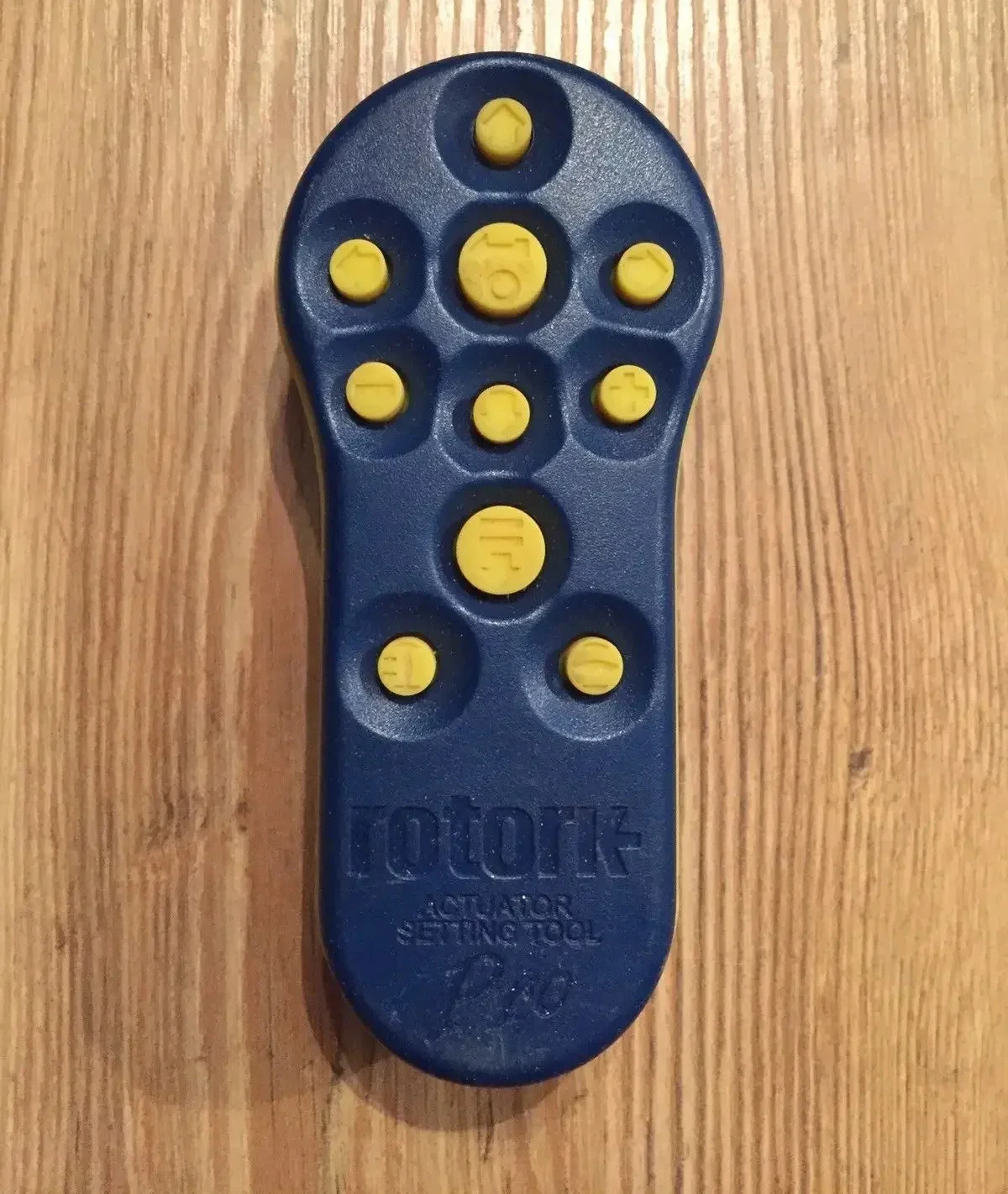 

Rotok electric actuator, manual operator, remote control