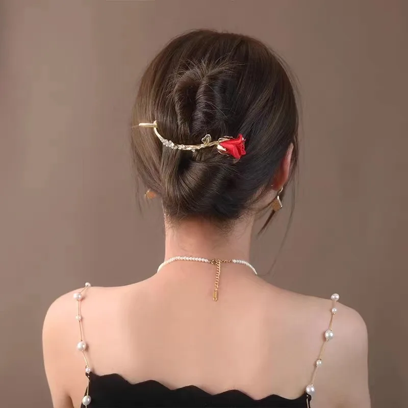 New Korean Red Rose Flower Twisting Hairpin Zircon Metal Pan Head Straight Hair Buckle Elegant Women\'s Fashion Hair Jewelry