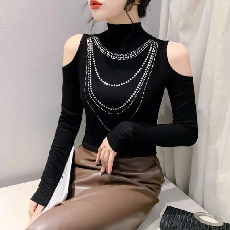 

#8989 Black Off Shoulder T Shirt Women Rivet Sexy Skinny Short Tshirt Female Long Sleeve Streetwear Turtleneck Tshirt Autumn