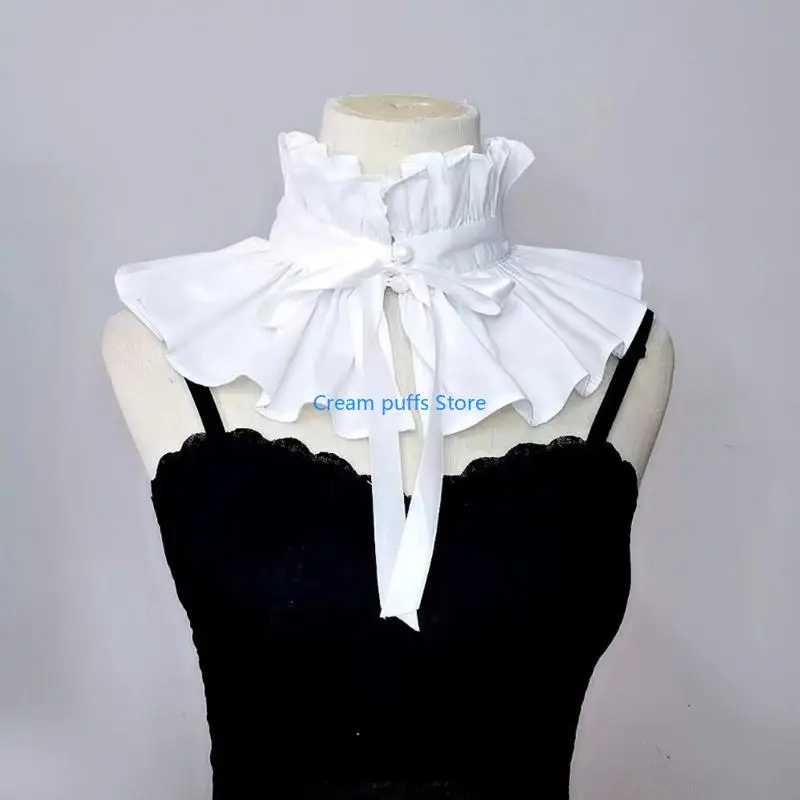 50LE Victorian Ruffled Colle