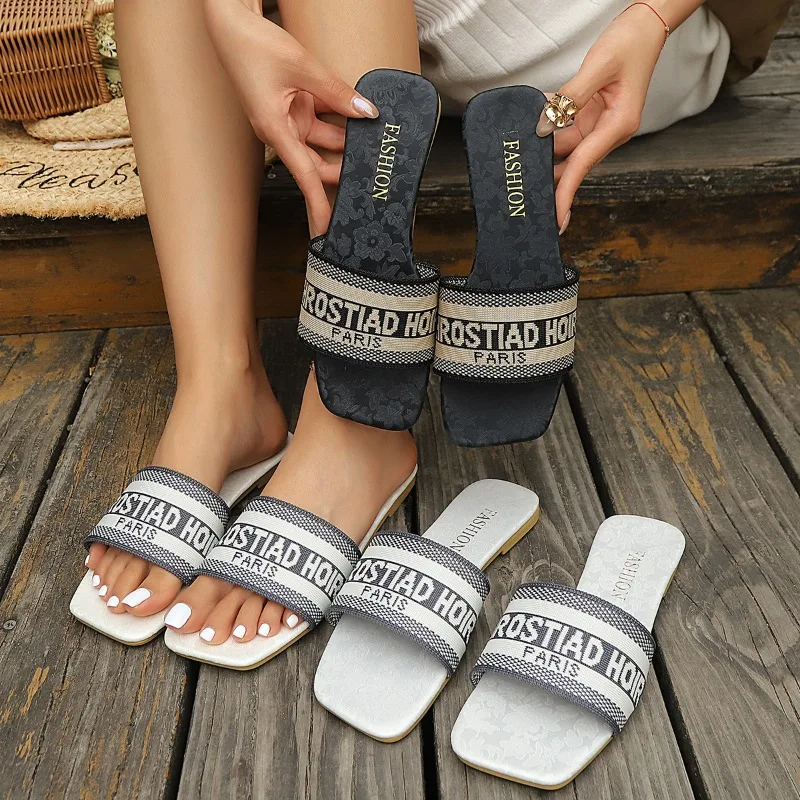 2026 Summer New Casual Flat Bottom Knitupper Slippers Women's Hot Selling Vintage Outerwear Style Open Toe Slides Women Slippers