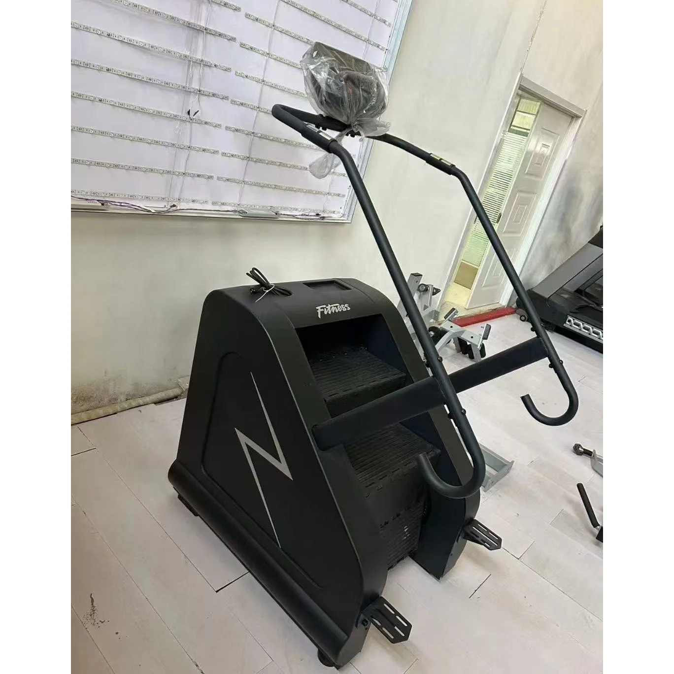 

Vertical Climber Cardio Machine for Home Exercise Stair Master Ladder Step Machine