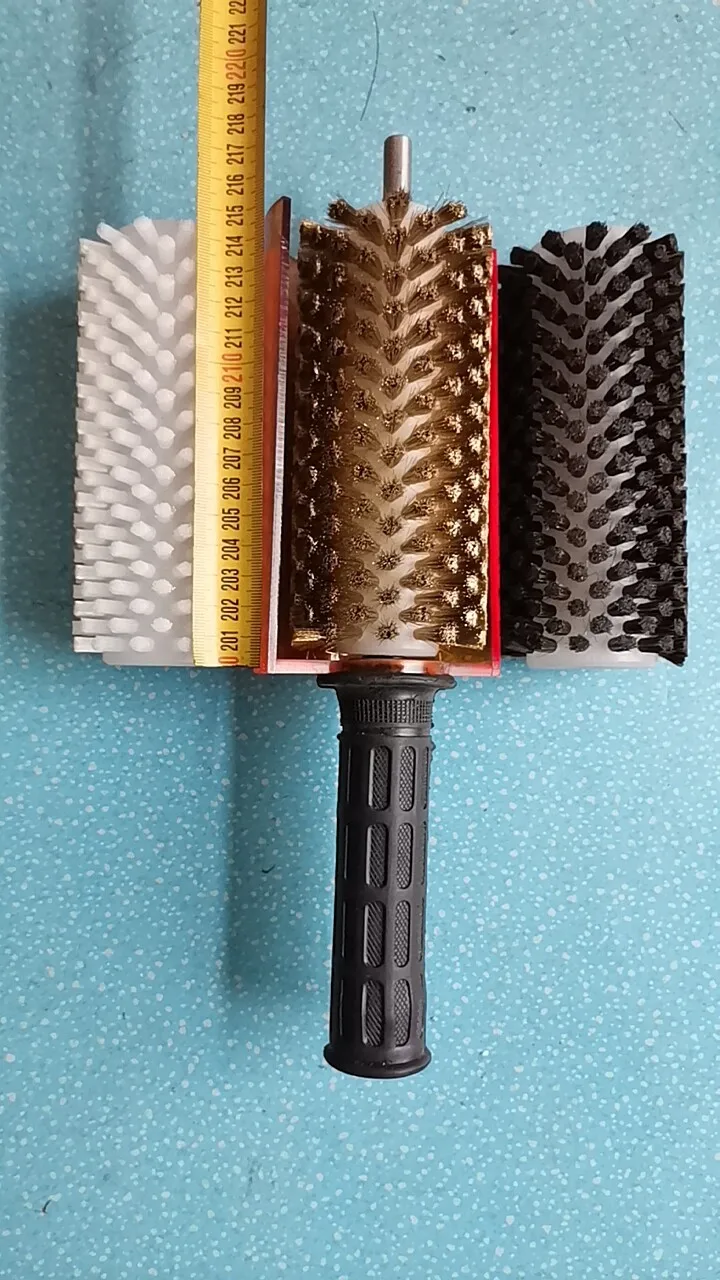 Snowboard Cleaning Polishing Waxing Brush Copper Wire Horsehair Nylon Roller Brush with Multiple Length Handles