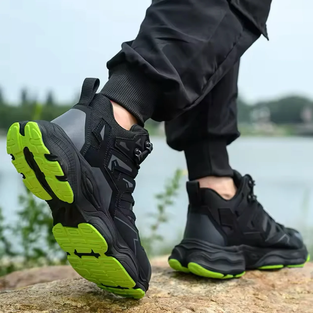 Slip Resistant Steel Toe Safety Boots Impact Protection Comfortable Durable Multi-Purpose Work Shoes