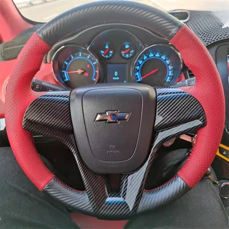 

Для Chevrolet Cruze Hatchback Sedan 2009-2014 Aveo 2011, прошитый вручную красный чехол на руль из натуральной кожи из углеродного волокна