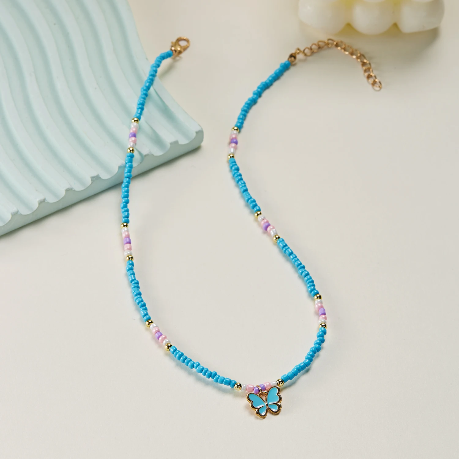 Boho Colorful Y2K Butterfly Choker Necklace for Women Girls Pendant Jewelry Rice Beads Chain Summer Beach Neck Gift Collar