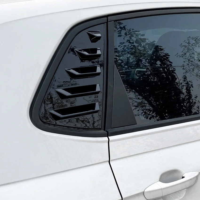 spoiler-de-sombra-para-janela-traseira-em-triangulo-para-volkswagen-polo-mk6-2018-acabamento-preto-brilhante-visual-de-fibra-de-carbono