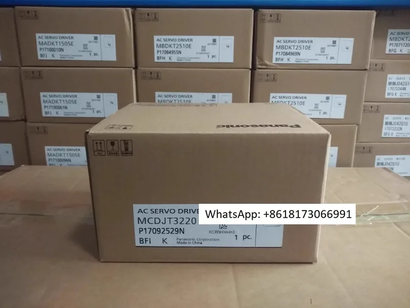 MSMF012L1U2M servo motor  1PC