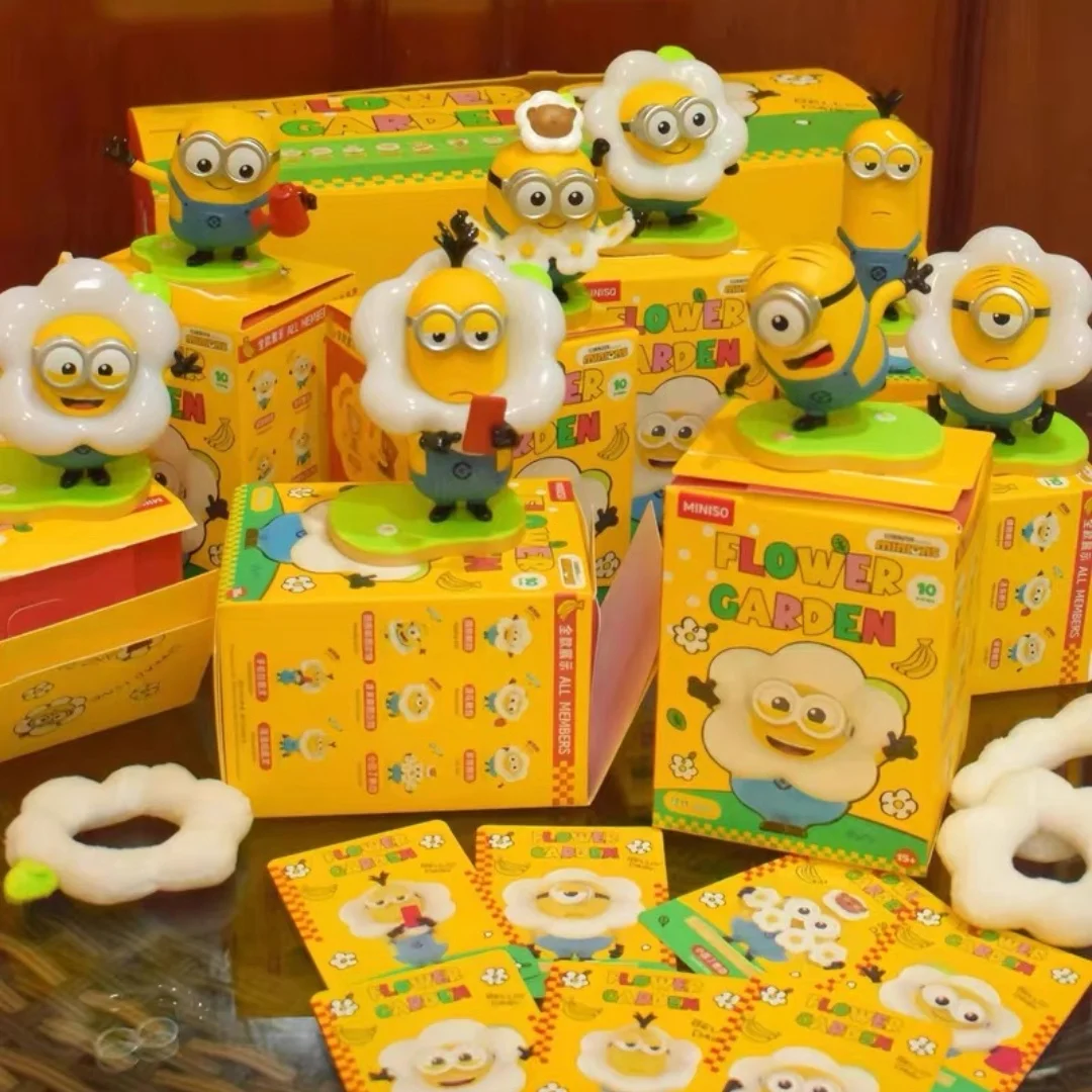 Miniiso Minions Huahua Park juguetes de caja ciega, modelos de estatuilla de película y anime, adorno de escritorio, regalo kawaii