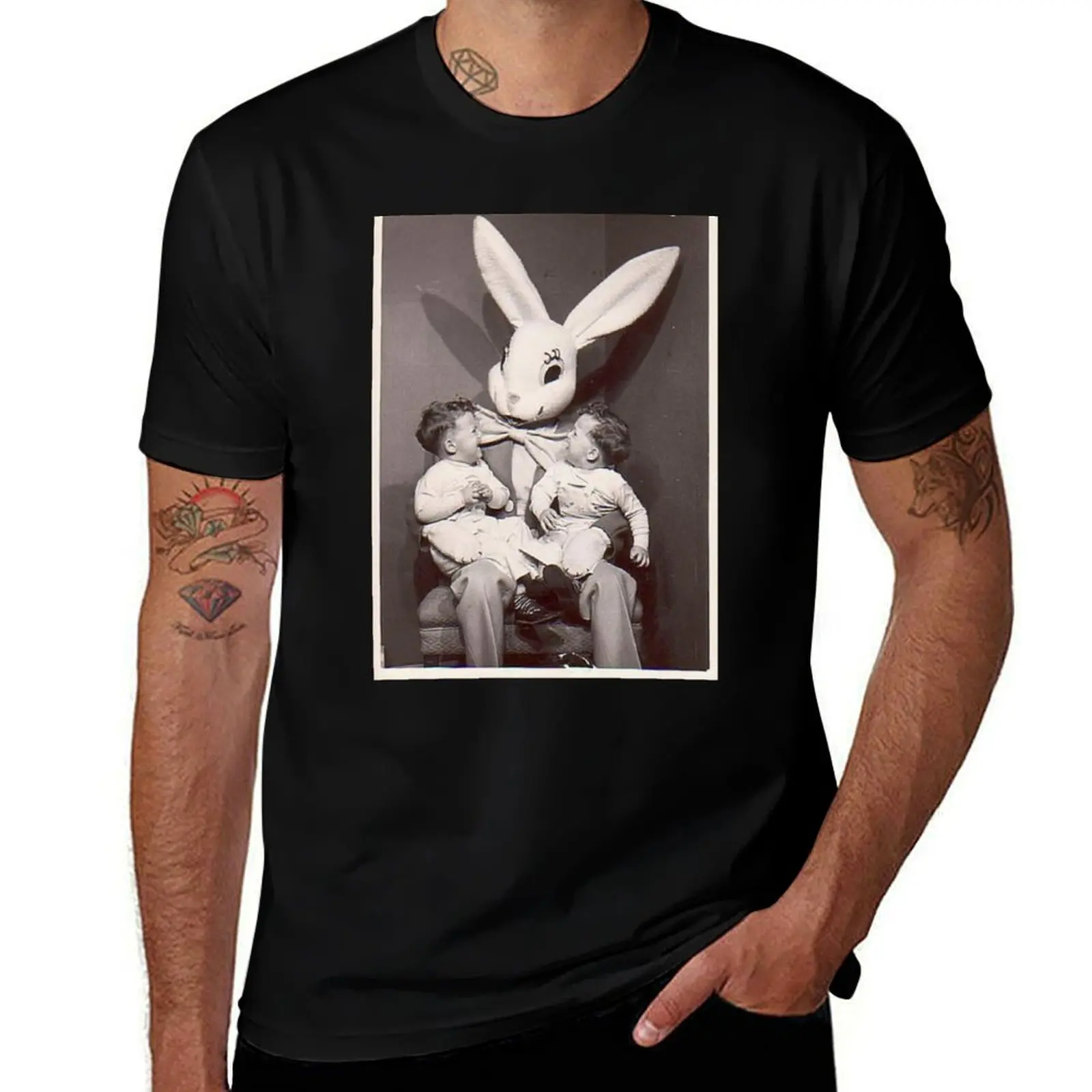 

Creepy Easter Bunny T-Shirt Outdoor Work Short Sleeve Top
