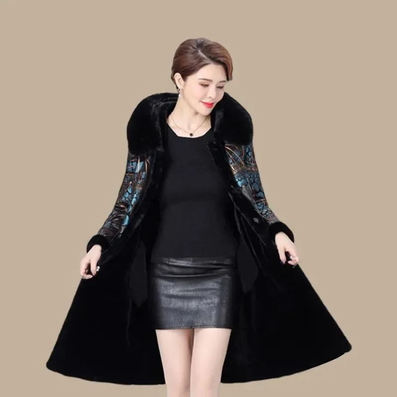 High Quality Fur Coat For Women Two Sides Wear 2024 Mother\'s Coat Thick Warm Long Jacket With Hood Liner Plush Coat Fur Collar