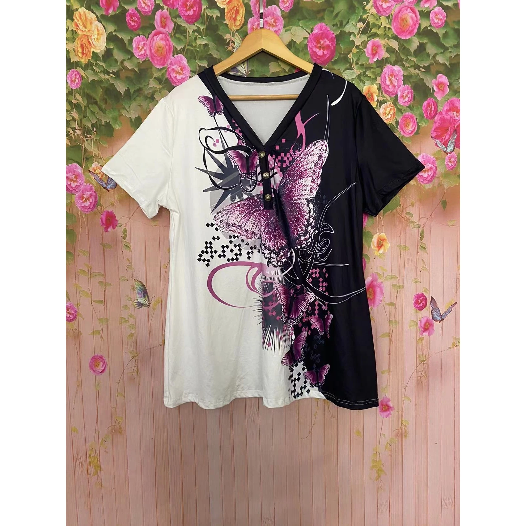 المرأة المطبوعة ort Sve زر حتى تي شيرت تخفيف Sle عارضة أعلى الأزهار منقوشة زر بالتفصيل ملابس الصيف