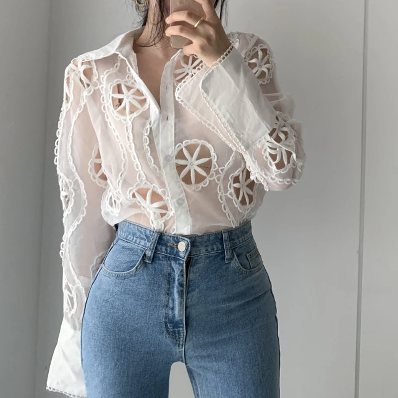 

Women's Long Sleeve White Blouse Sexy Hollow Out Floral Embroidery Female Shirt Vintage Tops Loose Casual Blouses 13369