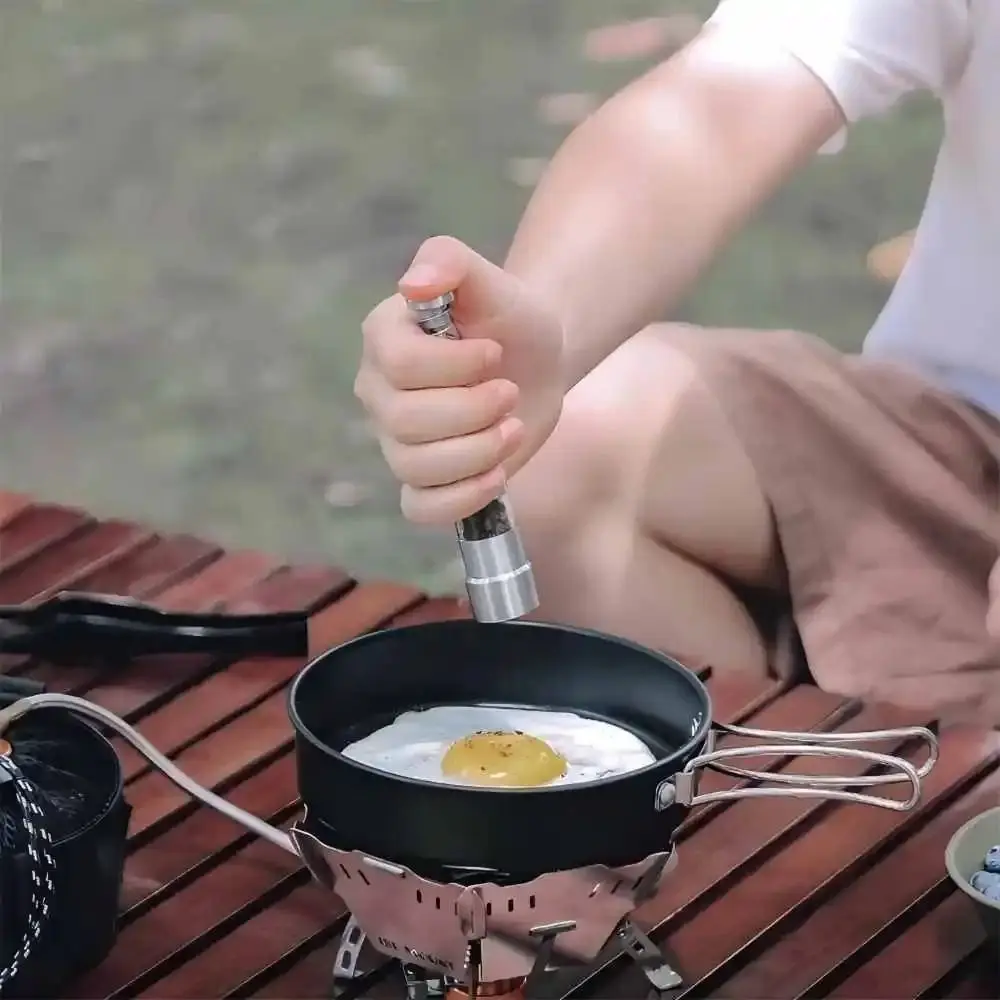 

Мельница для соли из нержавеющей стали, кнопка для большого пальца, портативный дизайн, мельница для перца, работа одной рукой, ручная мельница для специй